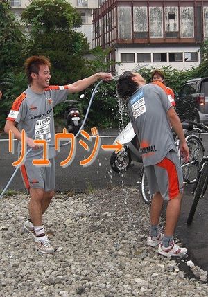 2009100300483556383.jpg