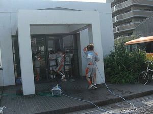 2009103021014675099.jpg